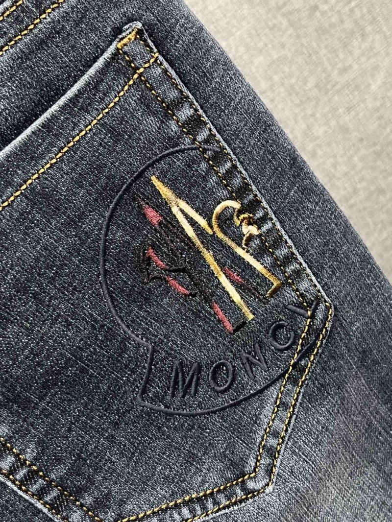 Moncler Jeans